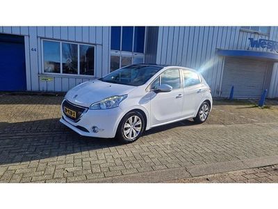Occasion Peugeot 208 Allure 95 PK (69 kW) 2013 Wit Hatchback