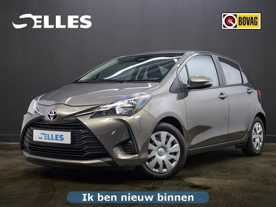 Grijs Occasion 2017 Toyota Yaris Executive Hatchback | € 13.000 (Eerlijke prijs)