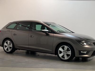 tweedehands Seat Leon ST 1.4 EcoTSI 150pk FR Connect Leder-Stof Navigatie Camera DAB+