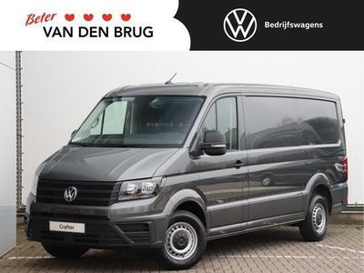 tweedehands VW Crafter 2.0 TDI 140pk Automaat L3H2 Comfortline | Achteruitrijcamera | Cruise control | Navigatie via app-connect | Bijrijdersbank