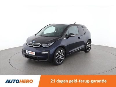Blauw (metallic) Gebruikt 2022 BMW i3 Basis Hatchback | € 19.349