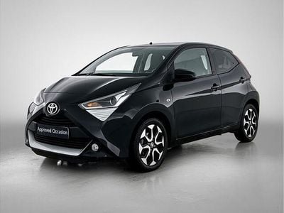 Zwart Occasion 2019 Toyota Aygo X-play Hatchback | € 14.950 (Iets duurder)