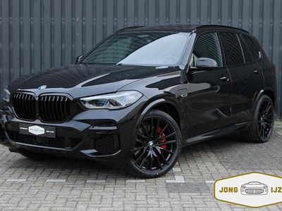 Zwart Occasion 2022 BMW X5 M Sport SUV | € 71.500 (Eerlijke prijs)