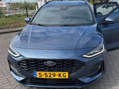 Blauw Occasion 2023 Ford Focus ST-Line X Stationwagen | € 22.500 (Eerlijke prijs)