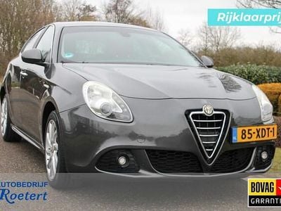 Occasion Alfa Romeo Giulietta Distinctive 170 PK (125 kW) 2012 Grijs Hatchback