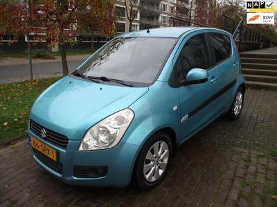 Groen (metallic) Gebruikt 2008 Suzuki Splash Exclusive Hatchback | € 2.650 (Iets duurder)