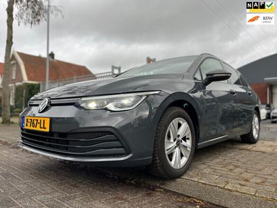 tweedehands VW Golf VIII Variant 1.5 TSI Life ( 2023 - 14381 KM )