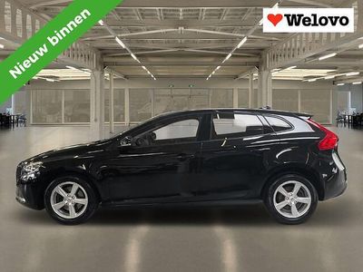 Zwart Gebruikt 2016 Volvo V40 Kinetic Stationwagen | € 10.950 (Duur)