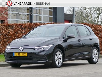 Zwart Occasion 2021 VW Golf VII Life Hatchback | € 19.950 (Eerlijke prijs)