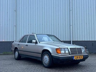 Occasion Mercedes E230 136 PK (100 kW) 1986 Bruin Sedan