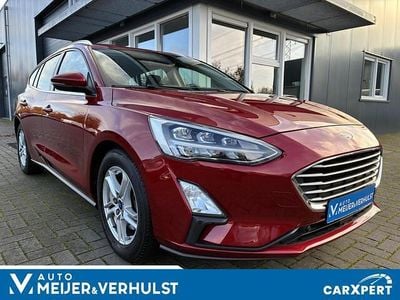 Rood (metallic) Occasion 2019 Ford Focus Cool & Connect Stationwagen | € 11.999 (Eerlijke prijs)
