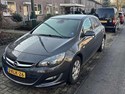 Occasion 2013 Opel Astra Edition Sedan | € 3.750 (Goede deal)