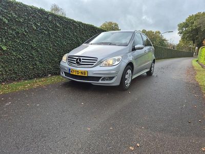 Grijs (metallic) Gebruikt 2006 Mercedes B150 MPV | € 2.450 (Iets duurder)