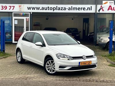 tweedehands VW Golf VII 1.0 TSI Highline Business R Keyles Navi Klima Stoelverwarming Trekhaak