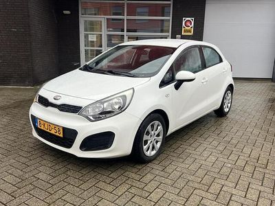 Occasion Kia Rio Comfort 86 PK (63 kW) 2013 Wit Hatchback