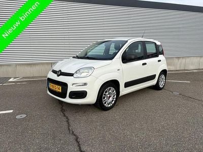 Wit (metallic) Occasion 2013 Fiat Panda Pop Hatchback | € 2.995 (Eerlijke prijs)