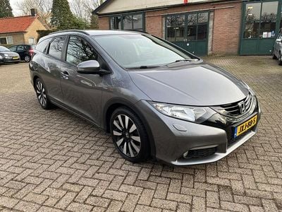 Grijs (metallic) Occasion 2014 Honda Civic Sport Stationwagen | € 13.950 (Iets duurder)