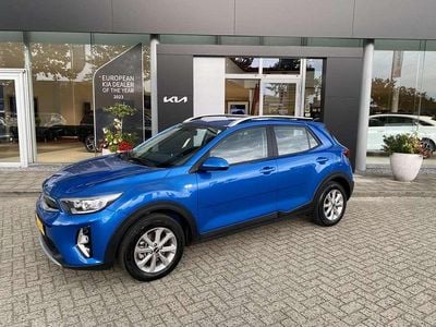 Blauw Occasion 2022 Kia Stonic SUV | € 18.950 (Eerlijke prijs)