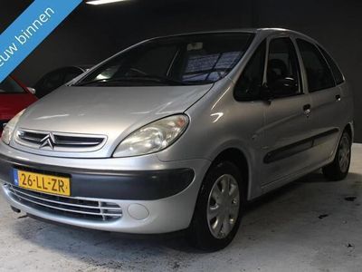 tweedehands Citroën Xsara Picasso 1.8i-16V Différence