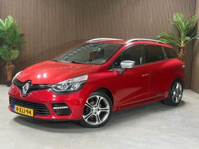 Rood Gebruikt 2014 Renault Clio GrandTour GT Stationwagen | € 5.995 (Goede deal)