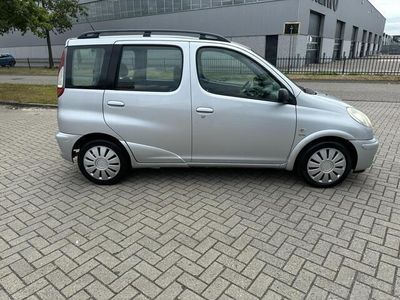 Toyota Yaris Verso