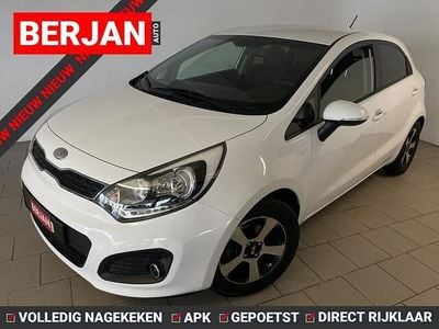 Wit Gebruikt 2013 Kia Rio Hatchback | € 4.490 (Goede deal)