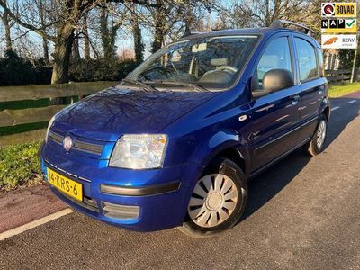 Blauw, metallic lak Occasion 2010 Fiat Panda Hatchback | € 2.950 (Iets duurder)