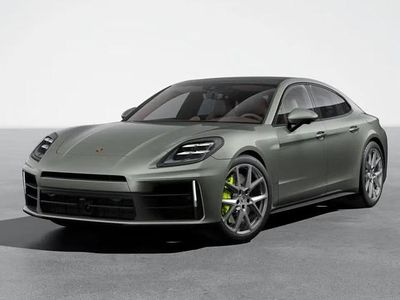 Groen Occasion 2024 Porsche Panamera 4S Sedan | € 154.900
