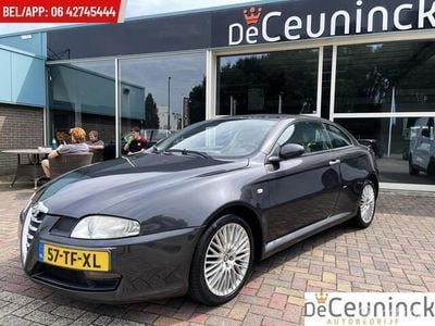 Occasion Alfa Romeo GT Distinctive 140 PK (102 kW) 2006 Grijs Coupé