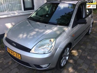 Hatchback Occasion 2005 Ford Fiesta Futura Hatchback | € 2.450 (Eerlijke prijs)