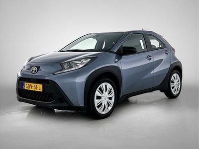 Grijs Occasion 2024 Toyota Aygo X Play SUV | € 16.445 (Goede deal)