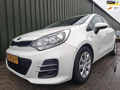 Occasion Kia Rio 84 PK (61 kW) 2016 Wit Hatchback
