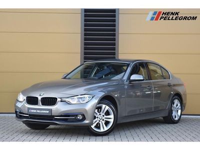 tweedehands BMW 318 318 i Sport-line * Sportstoelen * Navigatie Profess