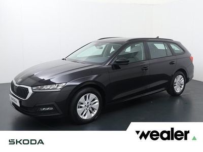 Zwart Gebruikt 2023 Skoda Octavia Ambition Stationwagen | € 23.840 (Eerlijke prijs)