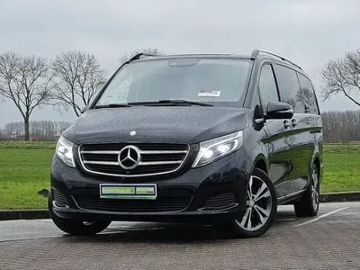 Mercedes V250