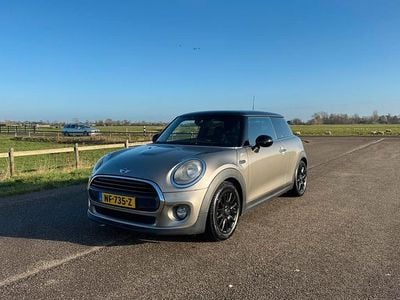 Gebruikt 2017 Mini Cooper Hatchback | € 10.750 (Super prijs)