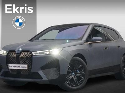 Grijs Occasion 2023 BMW iX Executive SUV | € 72.500 (Eerlijke prijs)
