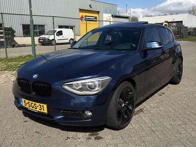 Blauw Gebruikt 2013 BMW 118 Executive Hatchback | € 7.500 (Eerlijke prijs)