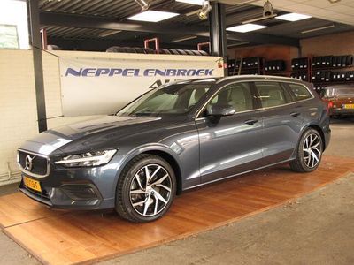 tweedehands Volvo V60 2.0 T5 Momentum