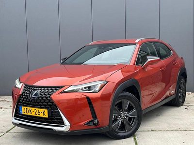 Oranje Occasion 2020 Lexus UX Business Edition SUV | € 25.995