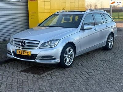 Grijs (metallic) Gebruikt 2011 Mercedes C180 Avantgarde Stationwagen | € 9.995 (Eerlijke prijs)