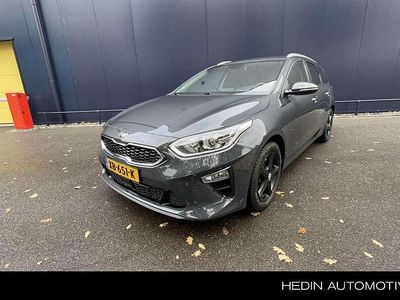 Grijs, metallic lak Gebruikt 2018 Kia Ceed Sportswagon Stationwagen | € 14.900 (Iets duurder)