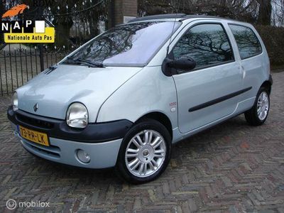 tweedehands Renault Twingo 1.2 KENZO Bj 2005 APK 8-2024 AIRCO STUURBEKR.