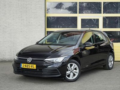 Occasion VW Golf VIII Life 131 PK (96 kW) 2020 Zwart Hatchback