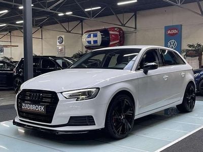 Wit Occasion 2016 Audi A3 S-Line Hatchback | € 15.999 (Eerlijke prijs)