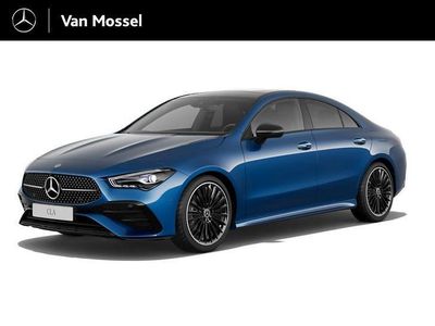 Blauw Nieuw 2025 Mercedes CLA180 AMG line Sedan | € 53.214 (Duur)