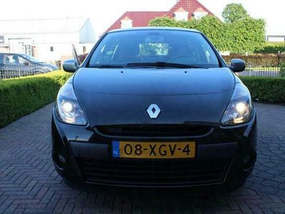 tweedehands Renault Clio 1.5 dCi Night & Day | Navi | Cruise | Half-leder | Climate | Privacy glass |