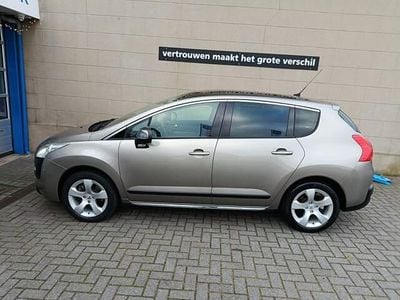 Grijs (metallic) Gebruikt 2012 Peugeot 3008 Allure MPV | € 7.450 (Iets duurder)