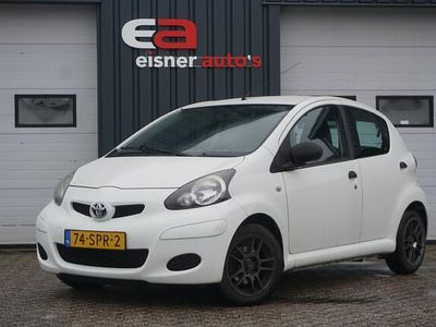 Wit Gebruikt 2011 Toyota Aygo Hatchback | € 1.949 (Goede deal)
