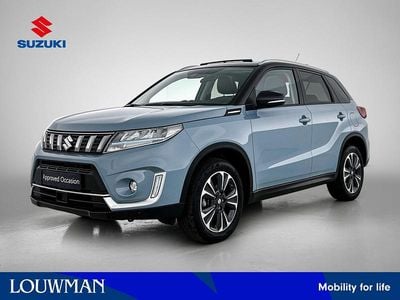 Blauw metallic Gebruikt 2024 Suzuki Vitara Style SUV | € 28.950 (Eerlijke prijs)